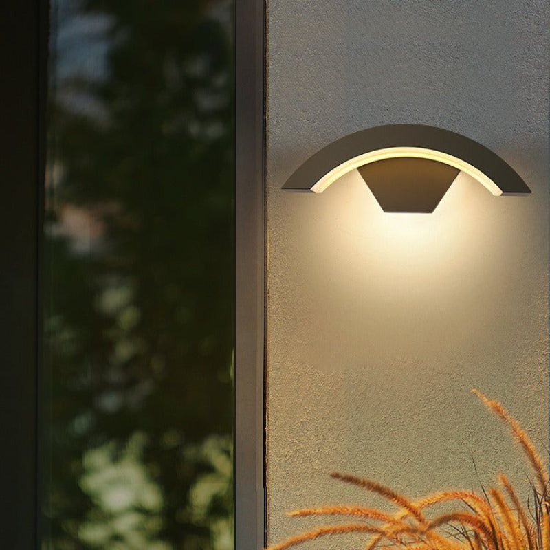 Outdoor Wall Light - Curved Arc Wall Sconce