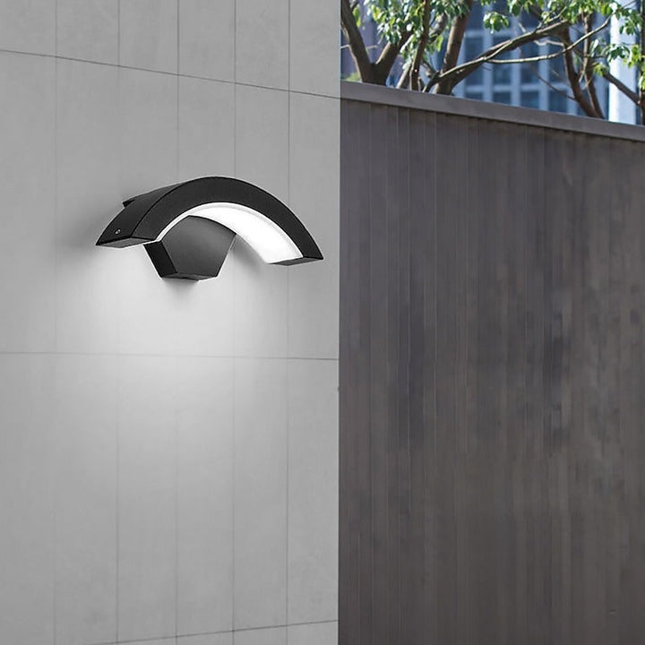 Outdoor Wall Light - Curved Arc Wall Sconce