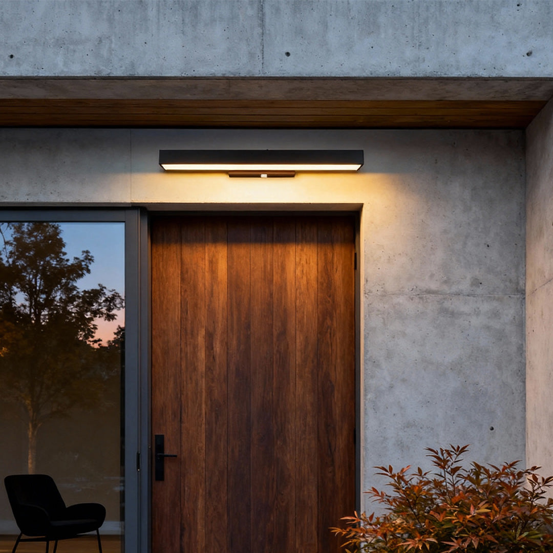 Outdoor Wall Mounted Lamp - Horizontal Linear Bar LED Shade