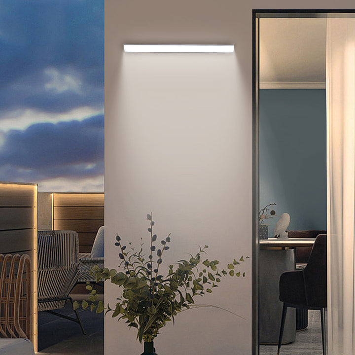 Outdoor Wall Mounted Lamp - Linear Bar LED Shade