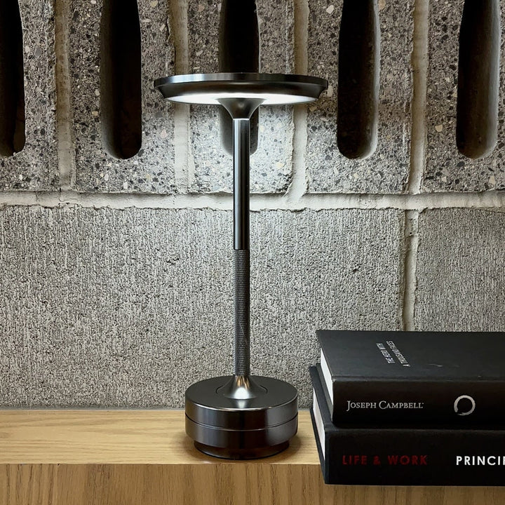 Aluminium Cordless Table Lamp in Black