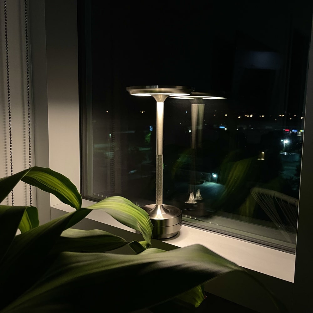 Aluminium Cordless Table Lamp | Slim Metallic Rechargeable Lamp