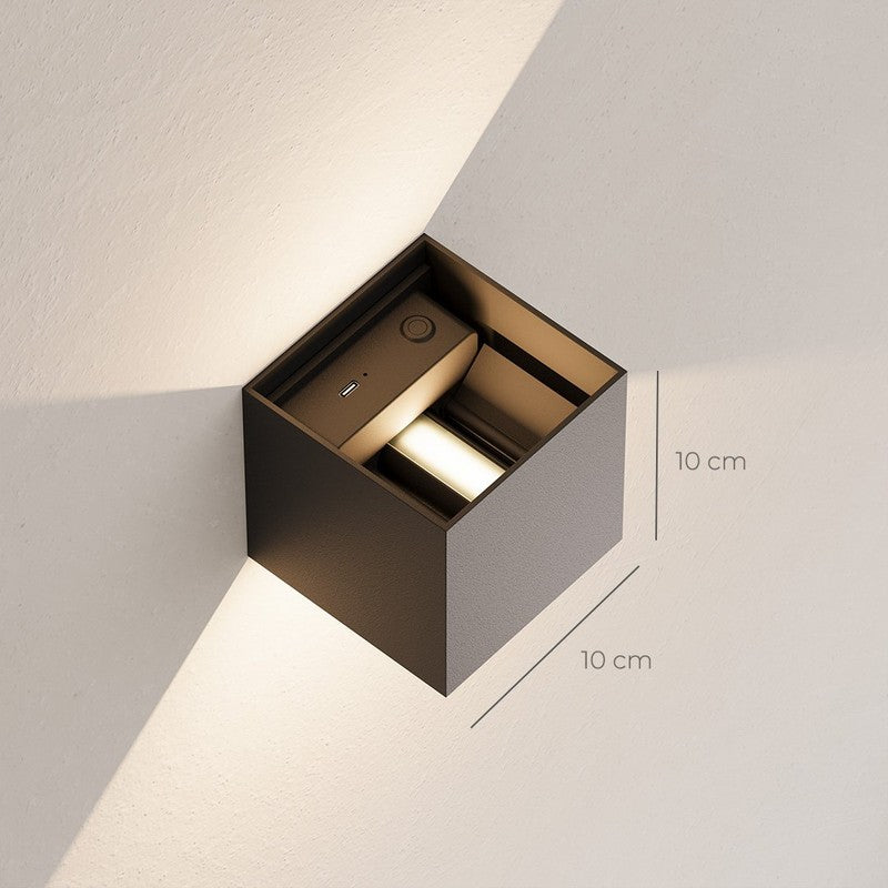 Battery-Powered LED Wall Light with Remote