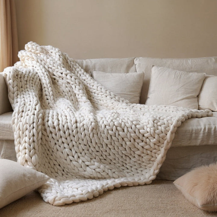 Chunky Knit Merino Wool Throw | Cosy Decorative Knitted Blanket