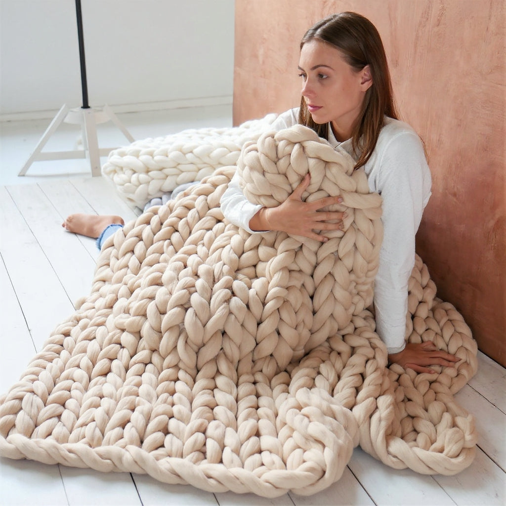 Chunky Knit Merino Wool Throw | Cosy Decorative Knitted Blanket