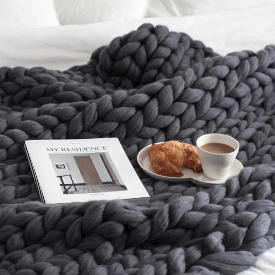 Chunky Knit Merino Wool Throw | Cosy Decorative Knitted Blanket