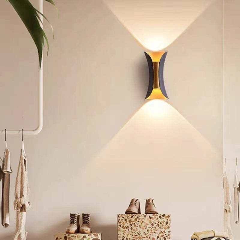Curved Up Down Outdoor Wall Light in Black and Gold