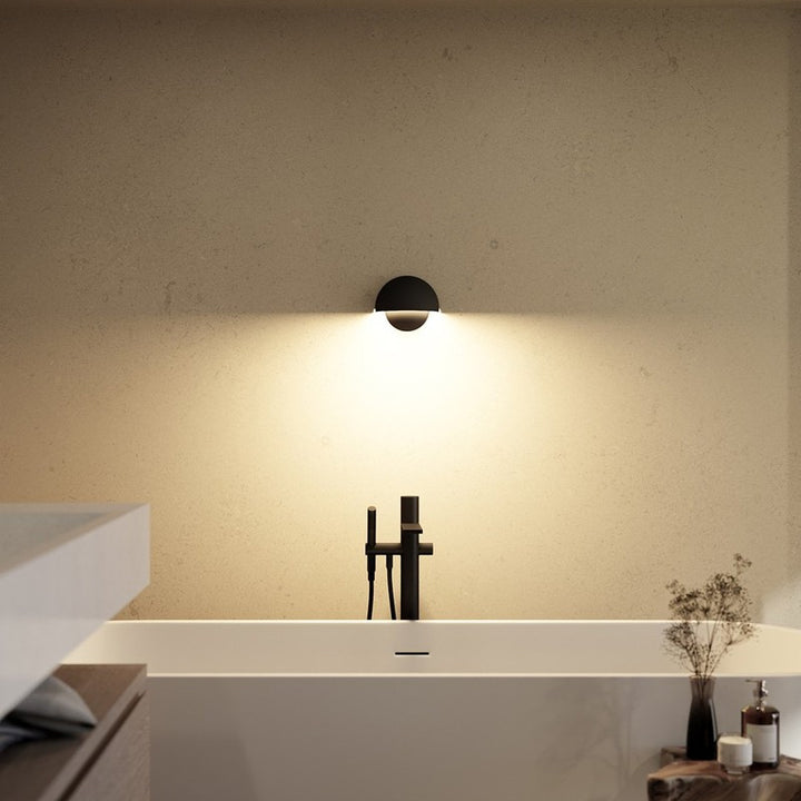 Orion | Round LED Outdoor Wall Light
