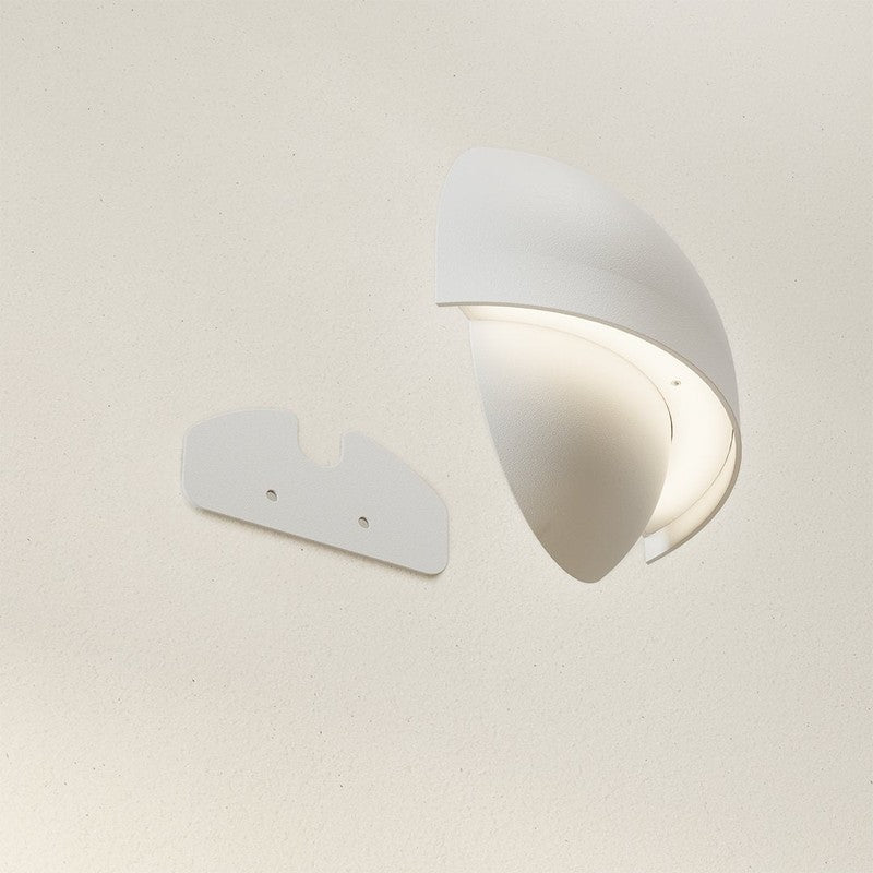 Orion | Round LED Outdoor Wall Light