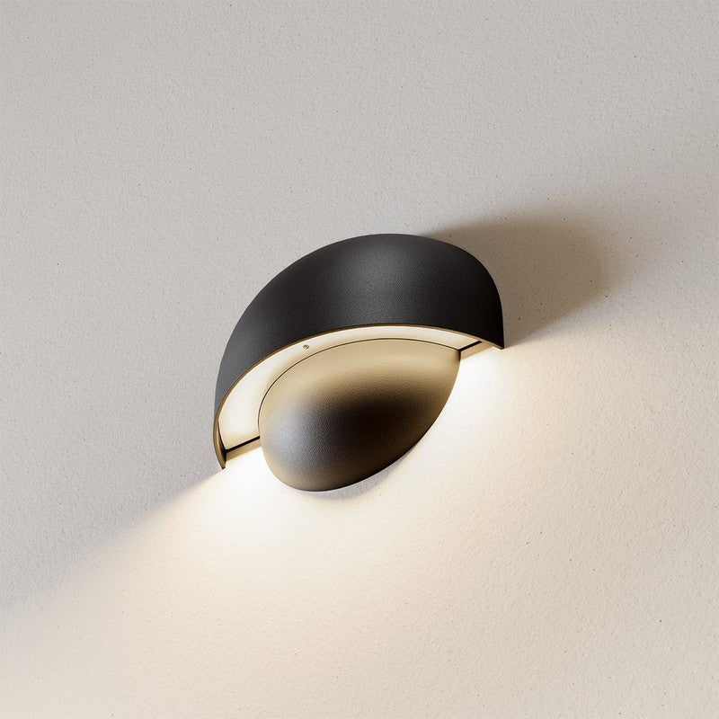 Orion | Round LED Outdoor Wall Light