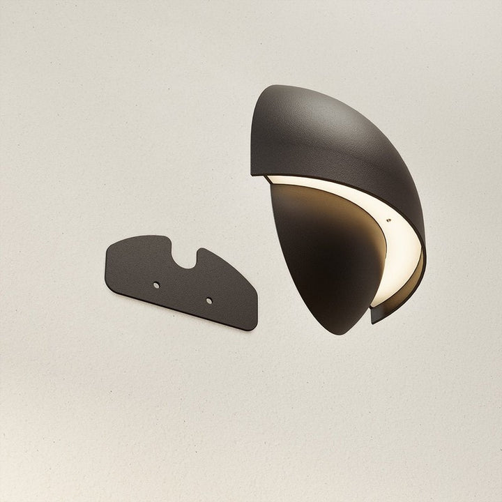 Orion | Round LED Outdoor Wall Light