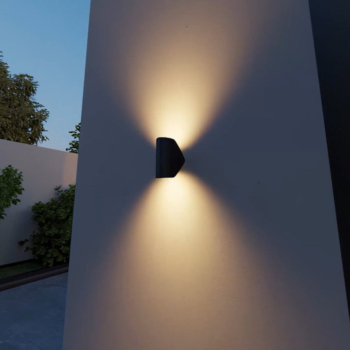 Rotatable Outdoor LED Wall Light