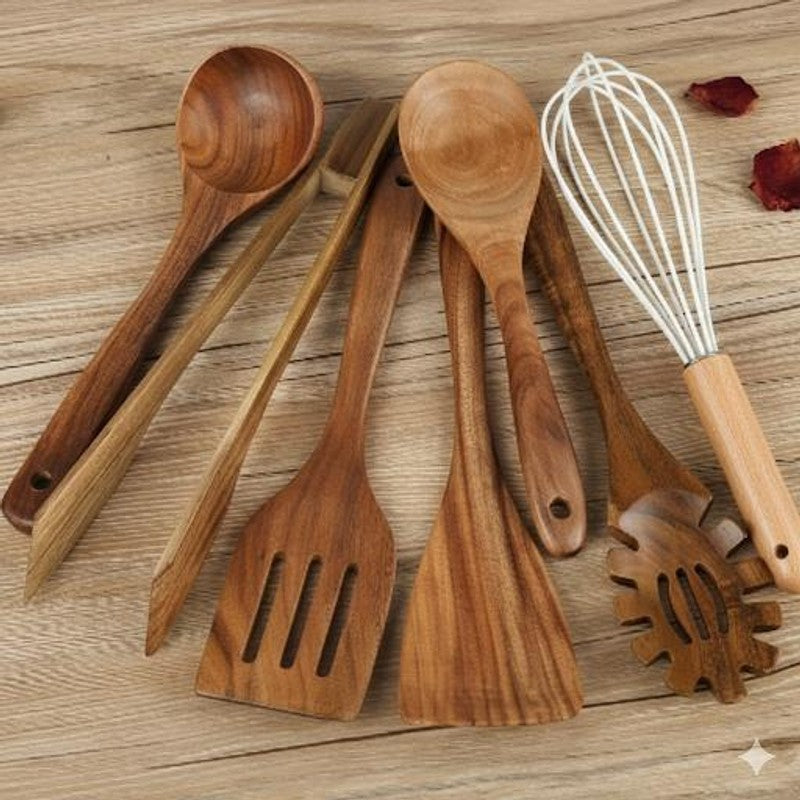 Wooden Kitchen Utensil Set - 7-Piece with Hanging Holes